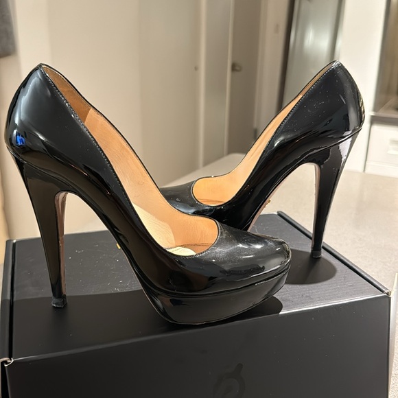 Prada Black Patent Leather Round Toe Pumps - Picture 2 of 4
